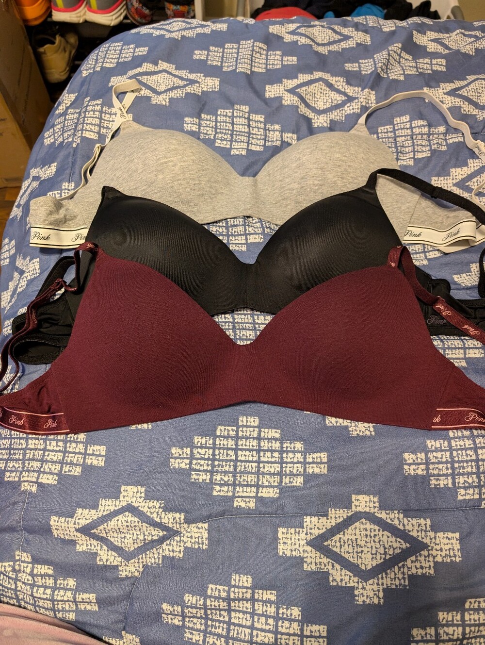 3 Bras!!!!!